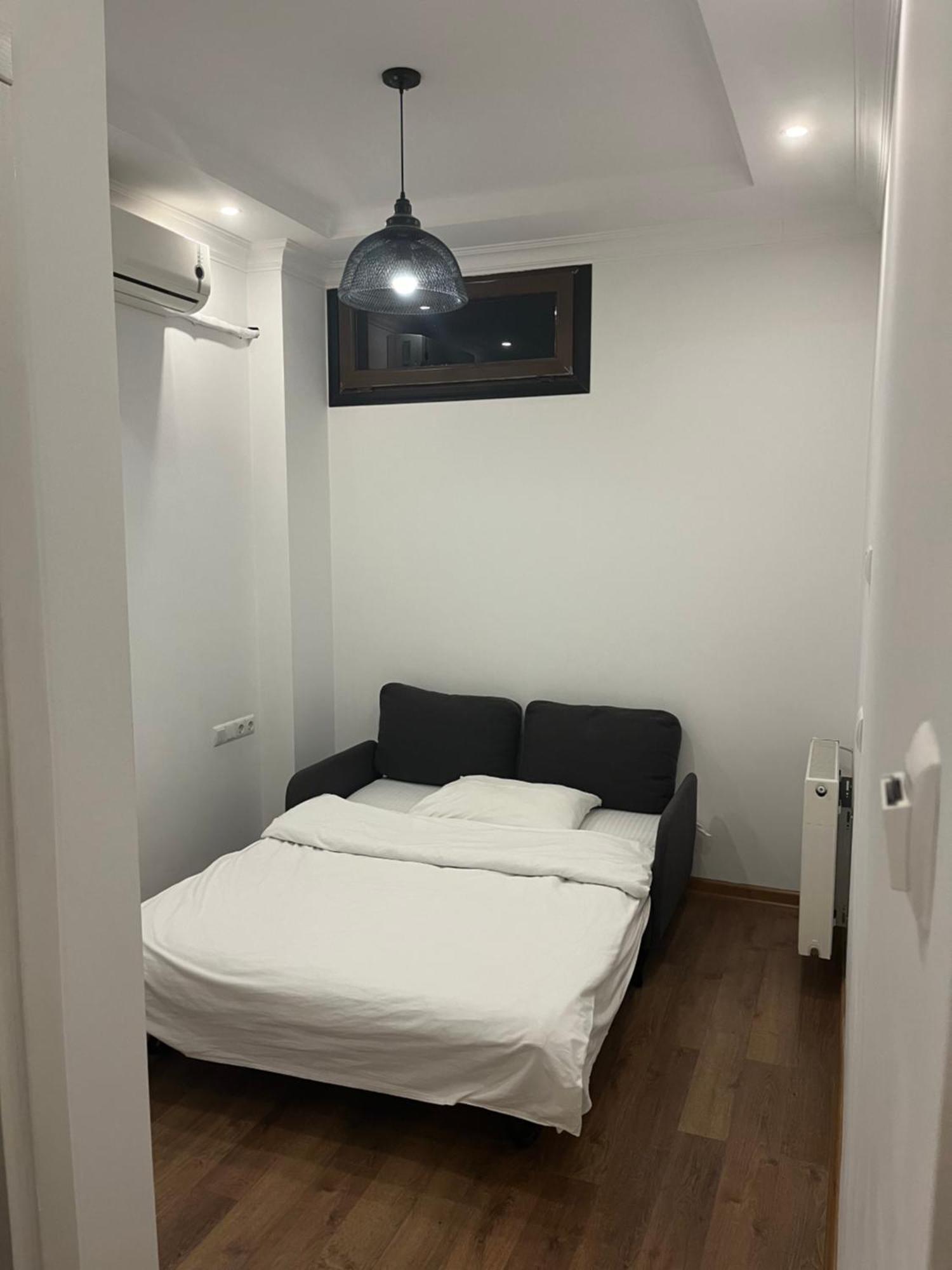 Guest House Gantiadi バトゥーミ エクステリア 写真